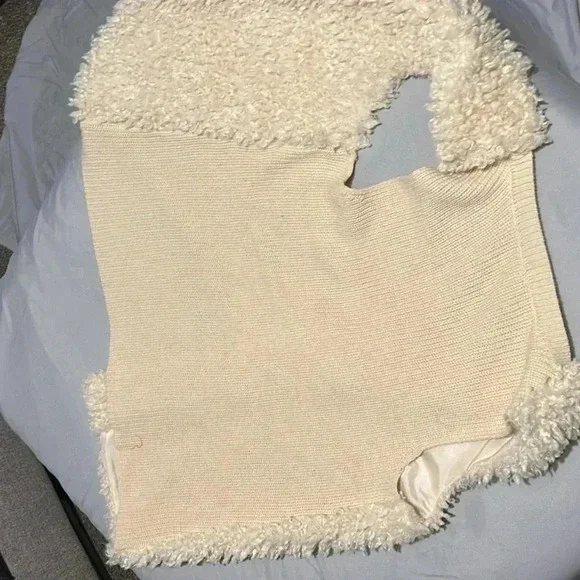 Sherpa Vest in XL Cream Terra an Sky - Picture 4 of 10